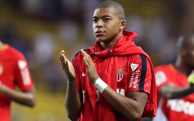 绿茵体育动态-他们永远是黑马